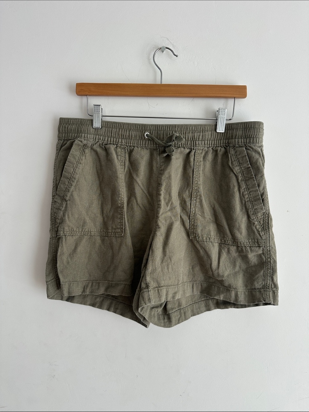Classic Womens Olive Drawstring Shorts Nautica size L